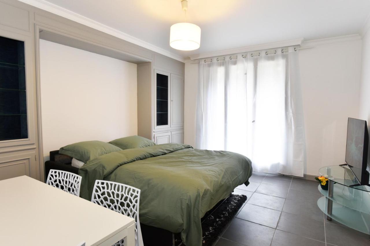 Confortable T2 Avec Parking Prive Au Centre De Brive Kültér fotó